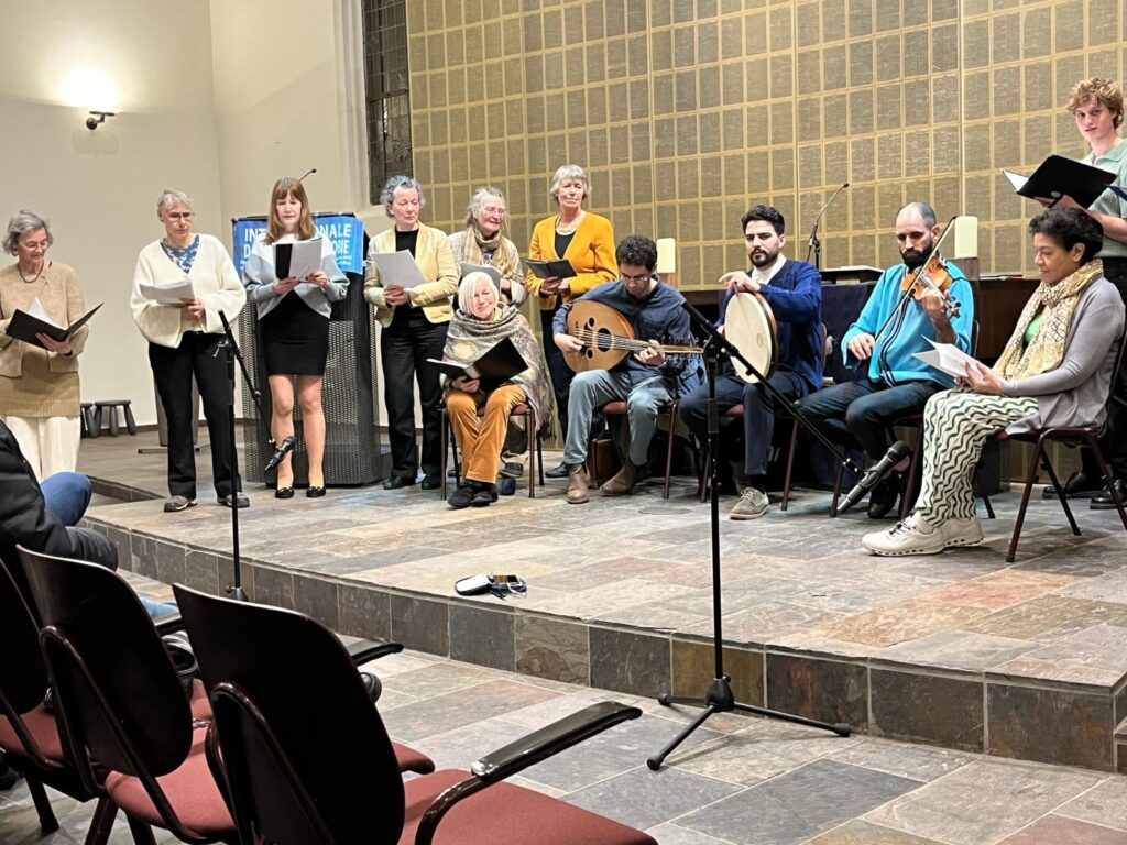 Pauzekoor zong bij openbare iftar in de Oranjekerk